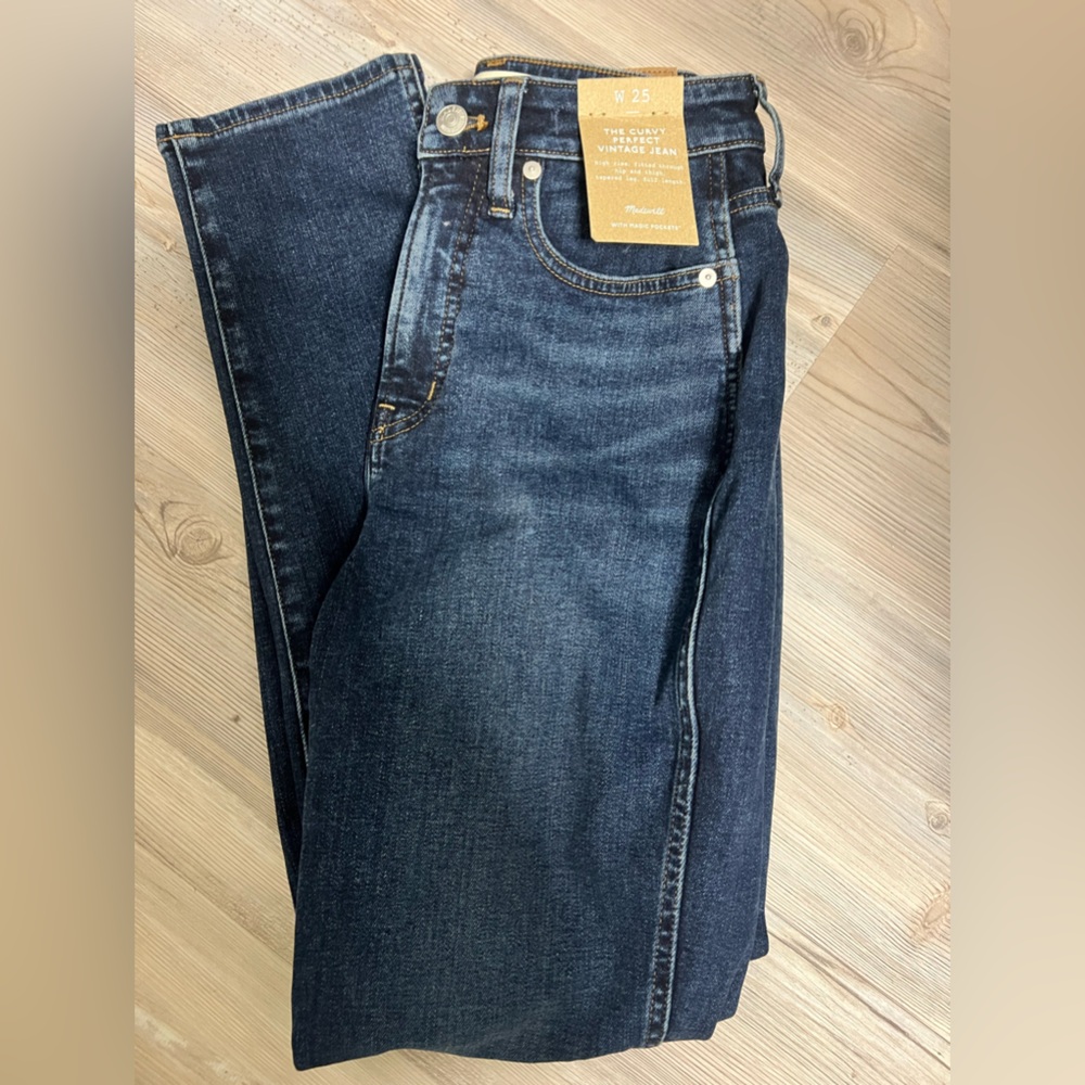 Madewell The Curvy Perfect Vintage  Jean - Sz 25